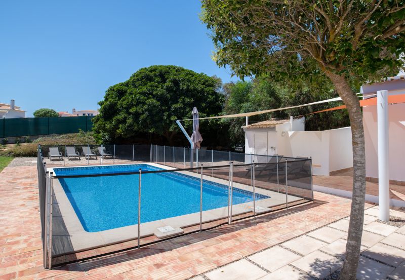 Childproof Locking Mechanisms